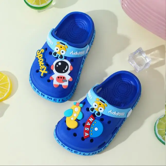 Space man Clogs Shoes Kids Sandals astronaut Slippers Eva Cute Children Boys And Garden Clog Cartoon astronaut clogs For Kids