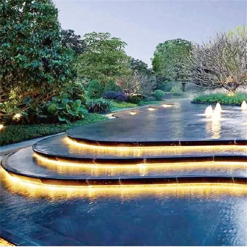 led underwater light.jpg