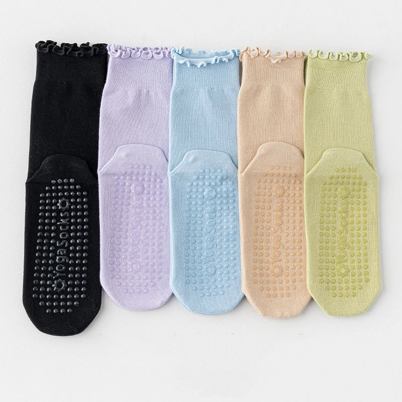 Manufacturer Pilates Bamboo Cotton Socks Custom Logo Grip Ruffles Women Gym Yoga Socks