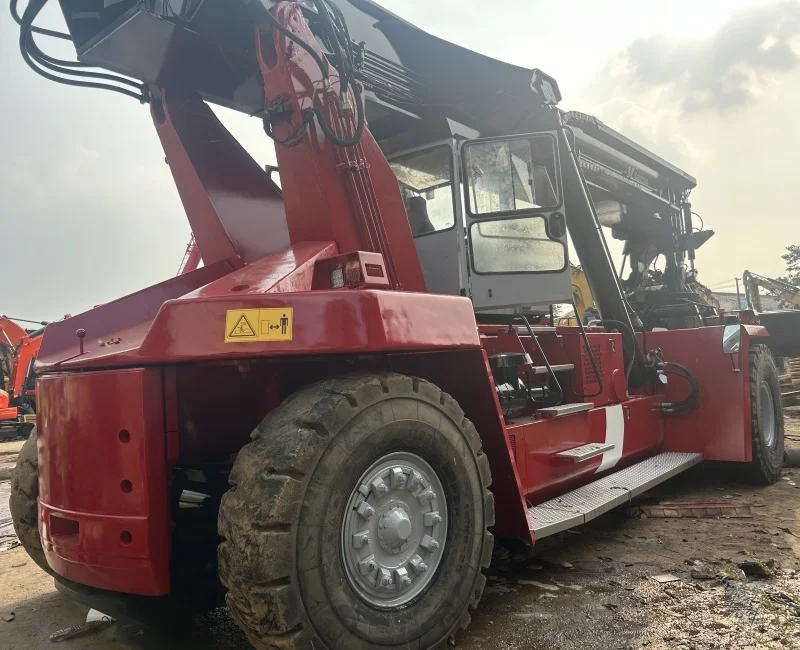Automatic High performance low price second hand used Kalmar 45ton container reach stacker hot selling