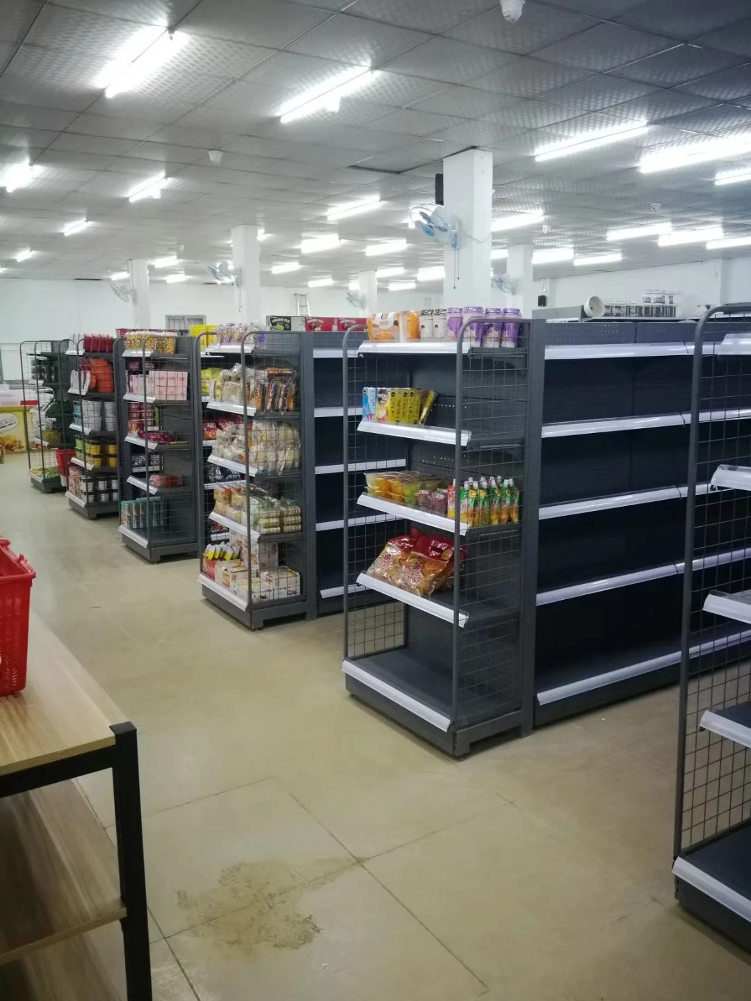 Customized Convenient Store Grocery Store Display Rack 5 Layers Supermarket Shelves Store Shelves