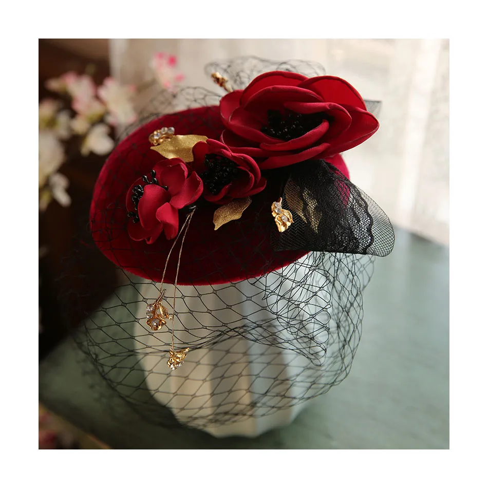 Женская кружевная шляпа во французском стиле, Элегантная черная шляпа с вуалью и винно-красными цветами, 2020