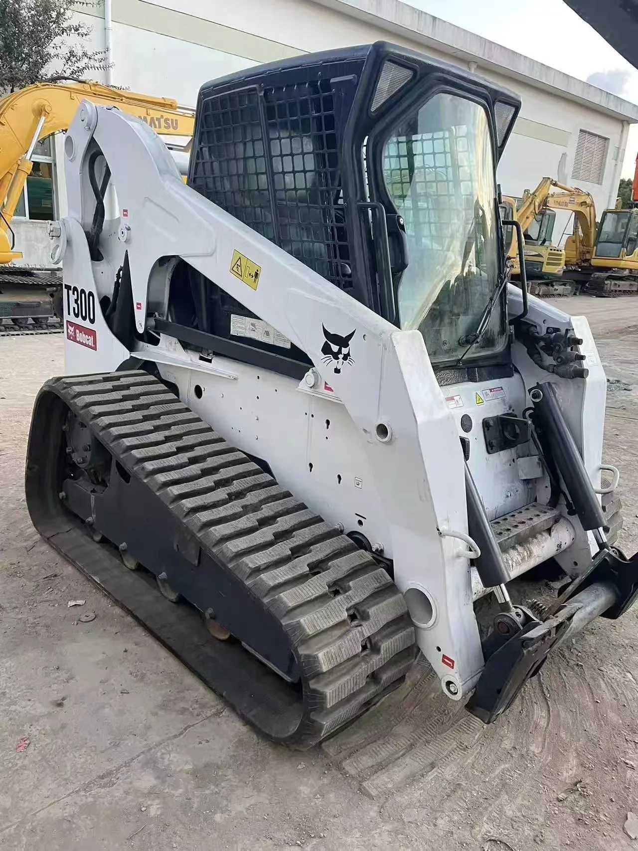 Hot Selling Used Bobcat T300 Original Skid Steer Track Loader