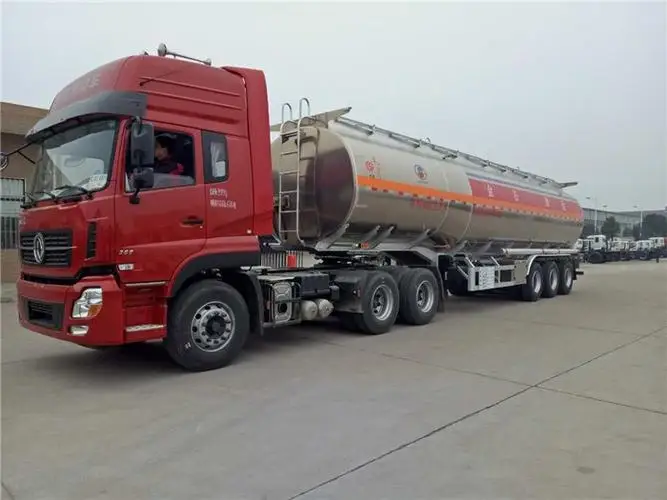 Diesel Fuel Tank Truck with Manual Transmission 6x4 Drive Wheel for Storage 8X4 Drive Wheel Option