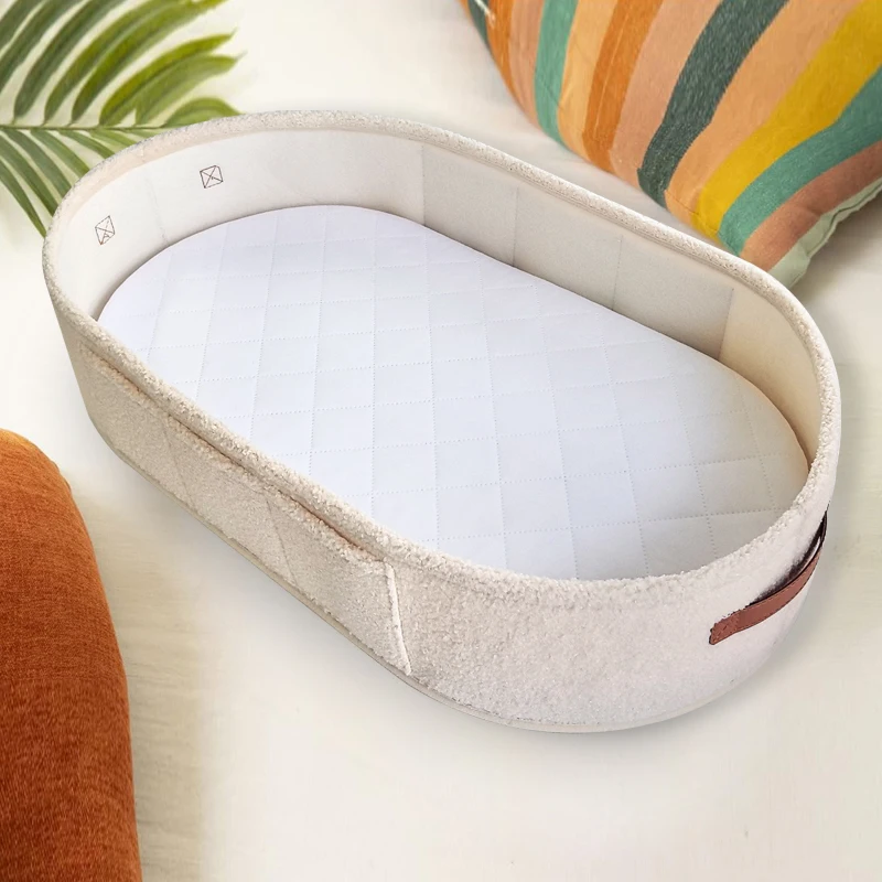 New Design Soft Large Teddy Velvet Gift Moses Basket With Waterproof Changing Pad Nursery Baby Diaper Changing Basket