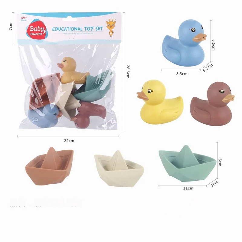 MU Baby Bath Toys Spray Water Floating Silicone Boat Animals Rubber Duck Bath Toy.