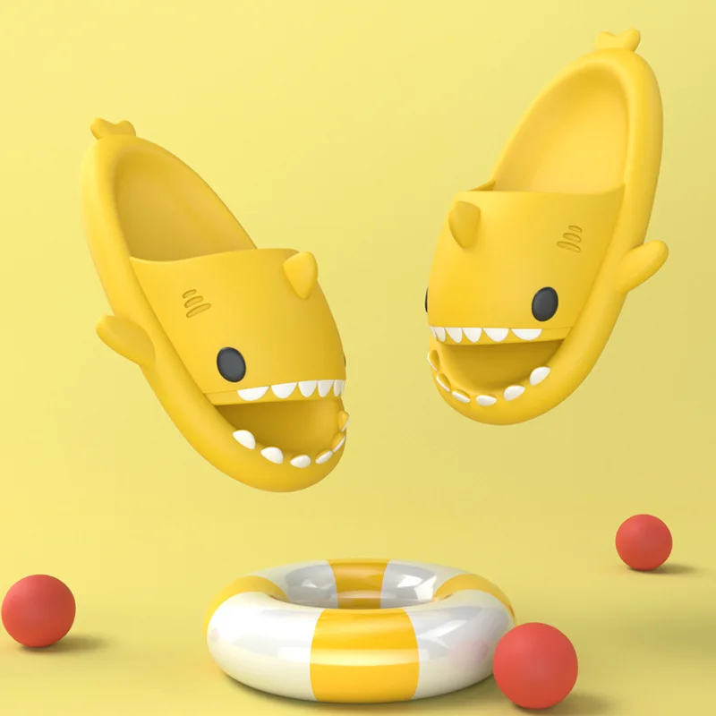 Summer Lovely Shark Shape Women Slippers Cartoon Couples Slides Beach Sandals Non-slip Soft EVA House Bath Girls Slippers