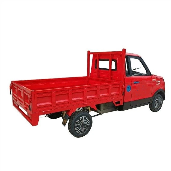 China Hot Sale C72 Gasoline Car 1.6l/2.0l 4 Cylinders Engine 4 Doors 5 Seater Mini Truck