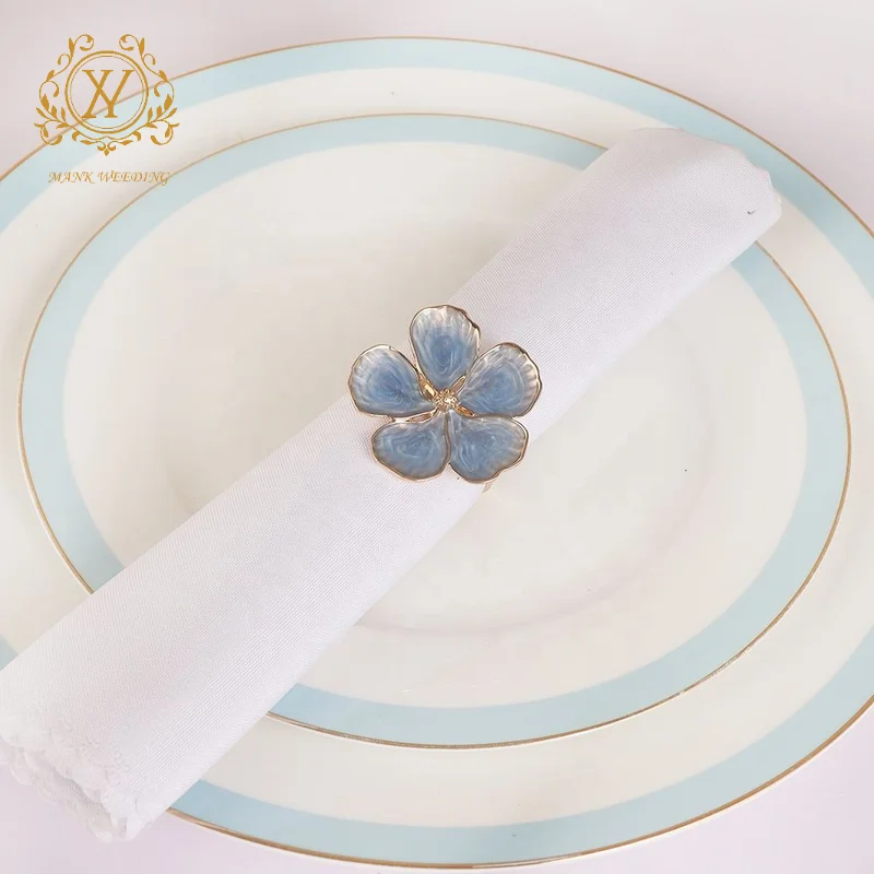 High Quality Five Petal Flower Shaped Metal Napkin Buckle Wholesale Retro Elegant Drip Oil Blue Flower Napkin Rings for Wedding