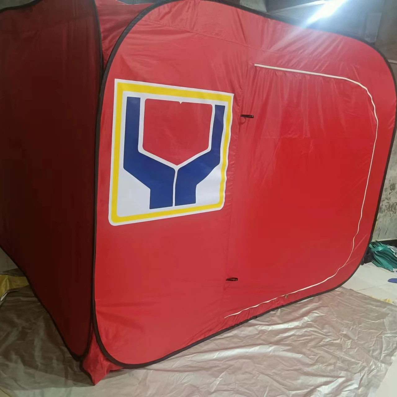 Disaster Relief Tents Customized Logo Modular Evacution Tent disaster relief emergency shelter tent -KN999
