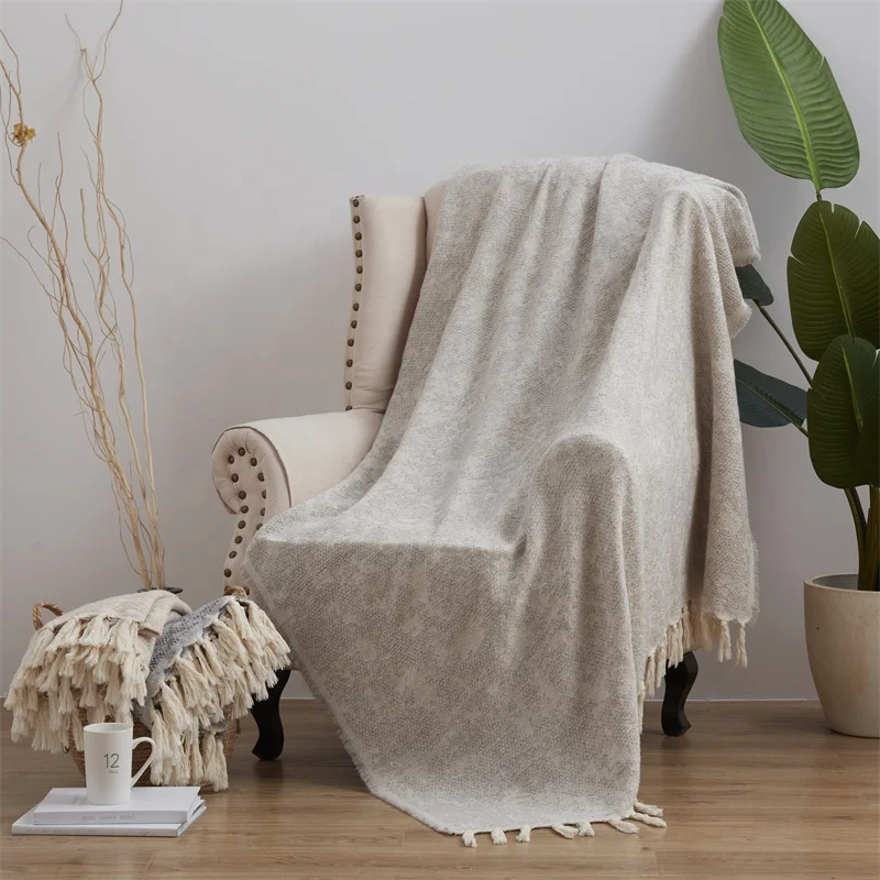 Factory wholesale hot sale high quality throw blanket new modern simple home decor knitted woolen blanket
