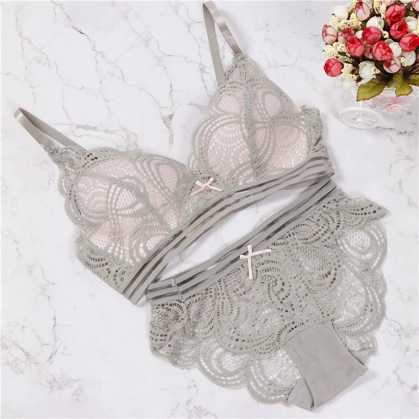 
New arrival fashion wireless triangle lace bra set push up bra lingerie sets soft underwear women sexy bra and panty sets 