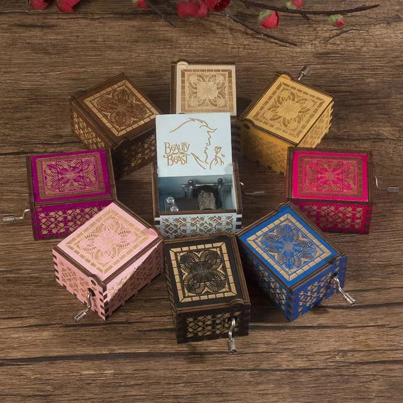 2023 Hot Sale Popular Gift custom mini hand crank Laser Engraved hand crank wooden music box