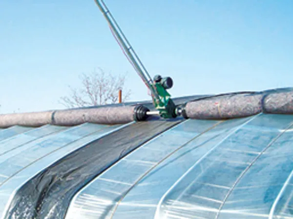 Солнечная теплица с задней стенкой для холодной погоды для выращивания овощей, Китай