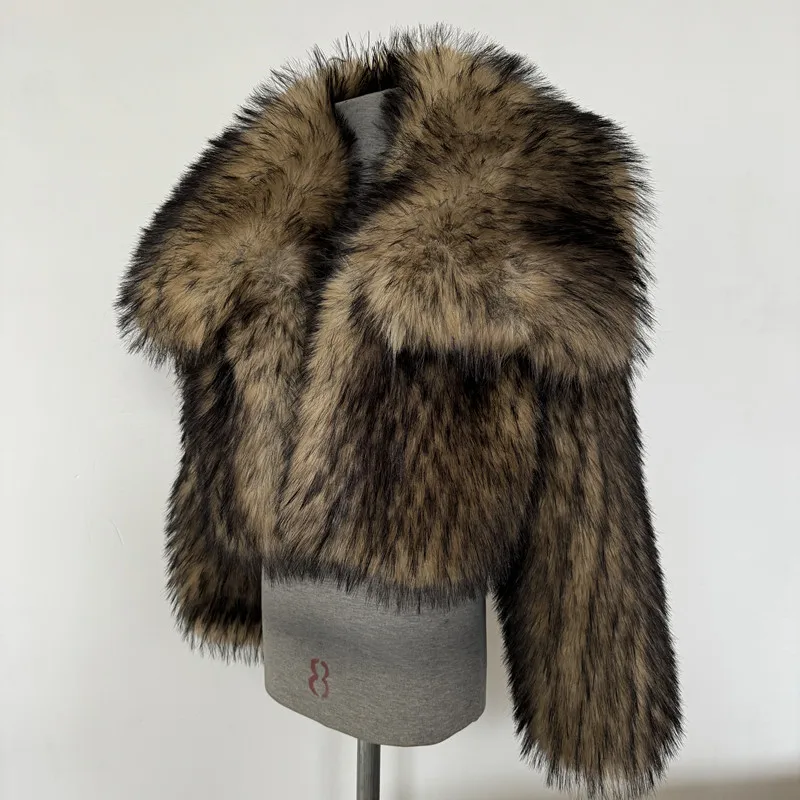 2024 Autumn Fashion Faux Fox Fur Coat Women Korea Fashion Warm Feather Coats Loose Short Outercoat Lady Party Elegant Outfits