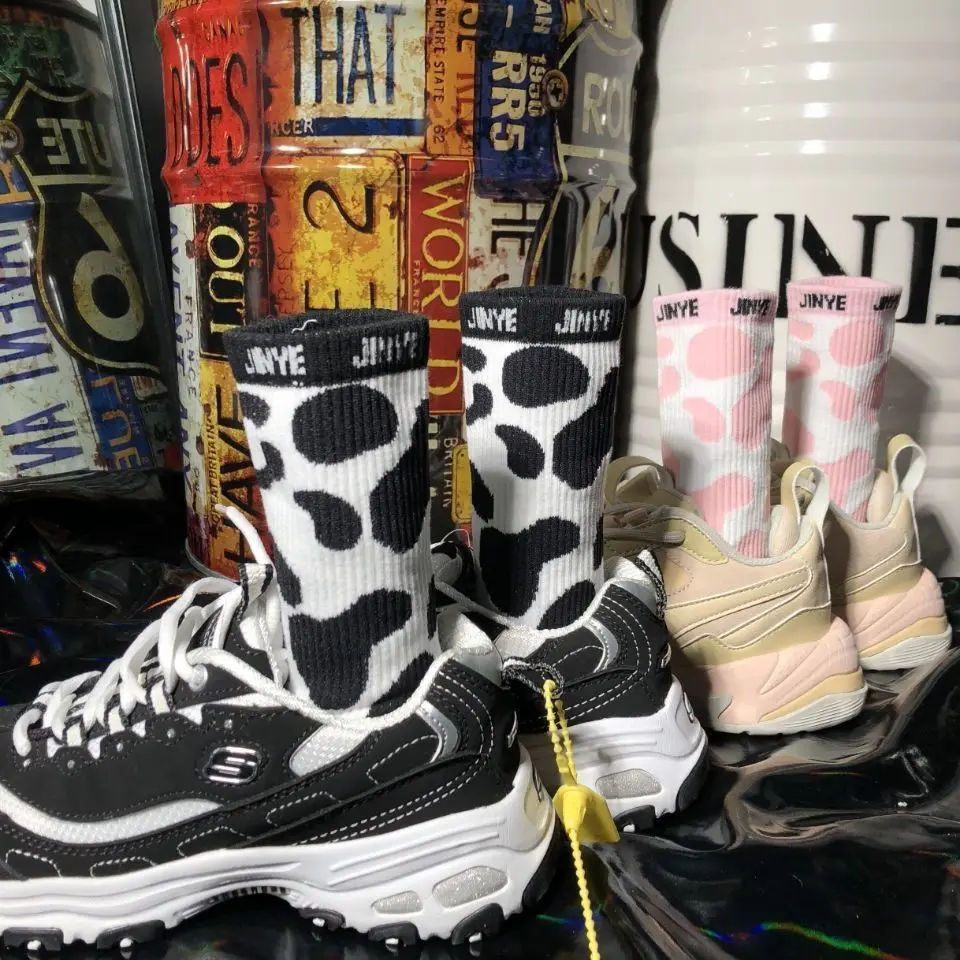 
Wholesale INS Wind Cow Socks Print Make Your Own Logo Design Print Woman Designer Socks 