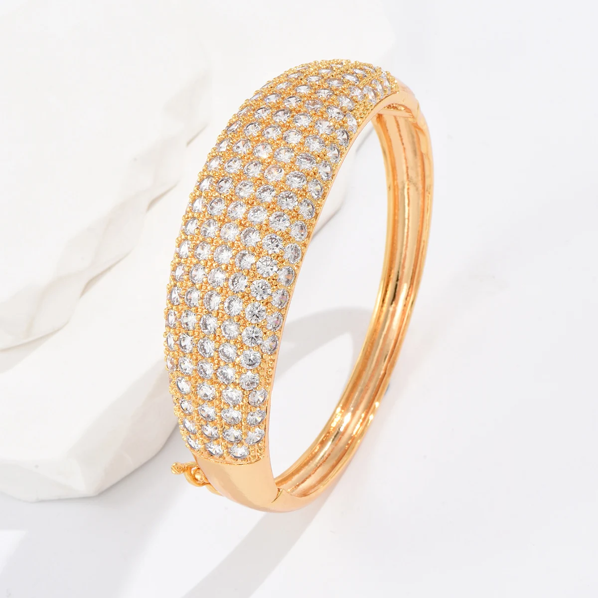 Whole Luxury Jewelry Bracelet Dubai Style Bracelet 18k Gold Plated Zircon Bangle For Women