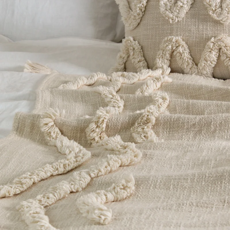 Factory custom logo throw blanket made hand tassel soft throw decorative for boho beach throw