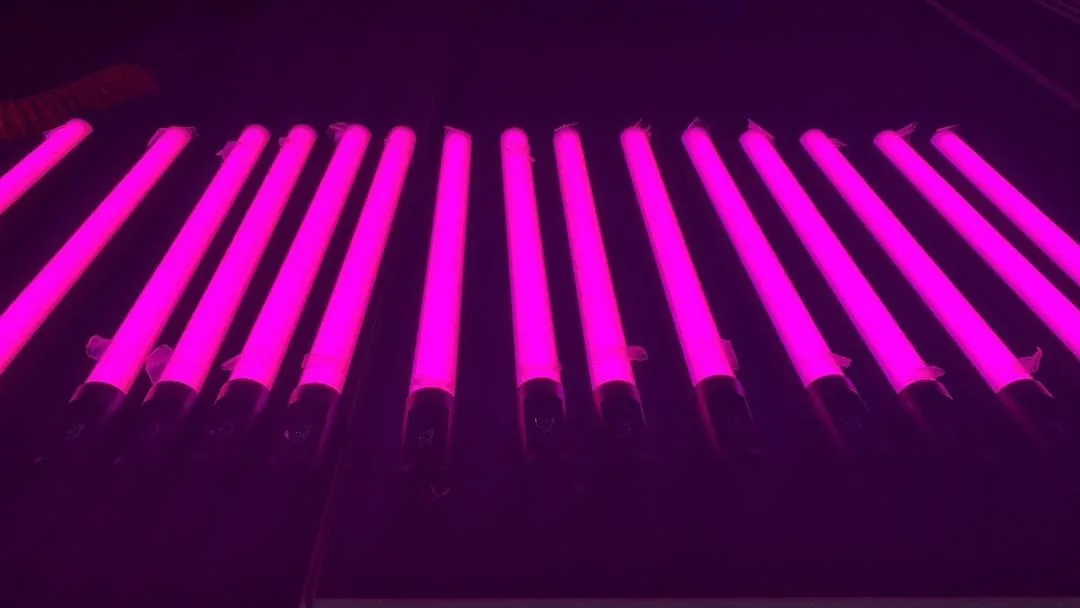 8ft 100W RGBYW Battery Powered led tube, led film light, wifi Dimming DMX 512 with effects led video light