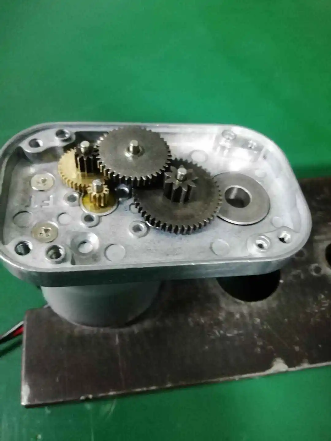 
12V DC Cigarette Rolling Machine Gear Motor 