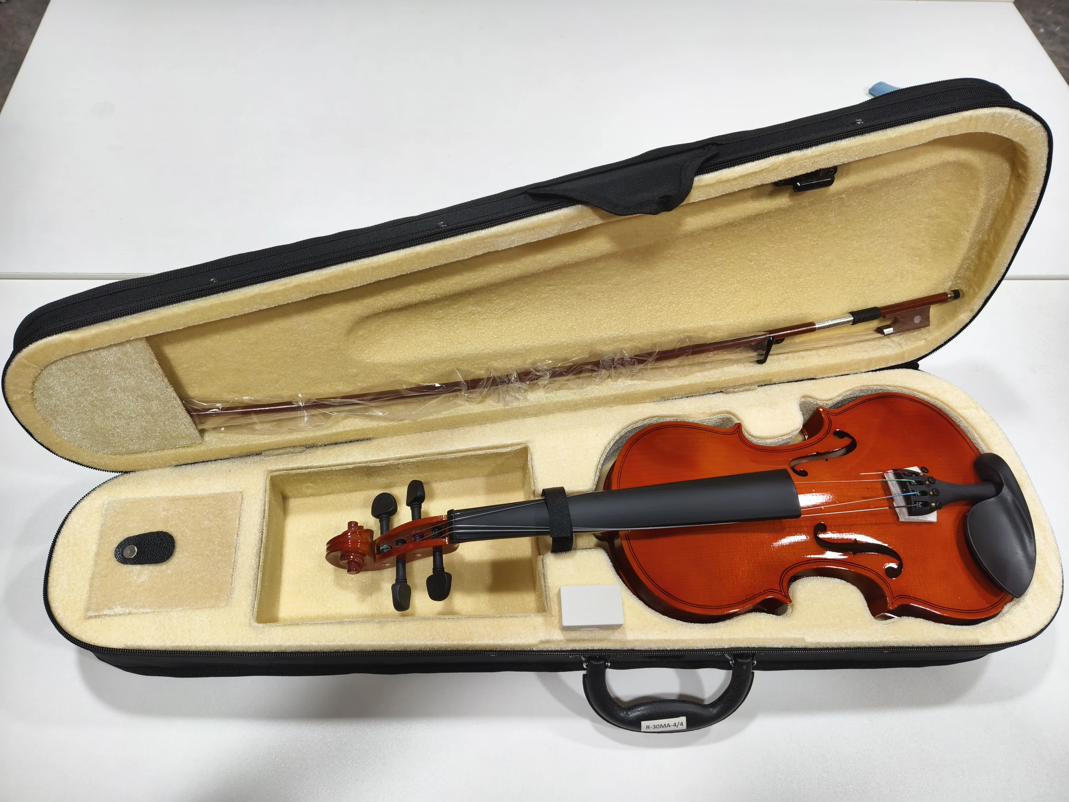 China Factory Stringed Instruments With Free Case Bow Rosin Full Size 4/4 Student Violin