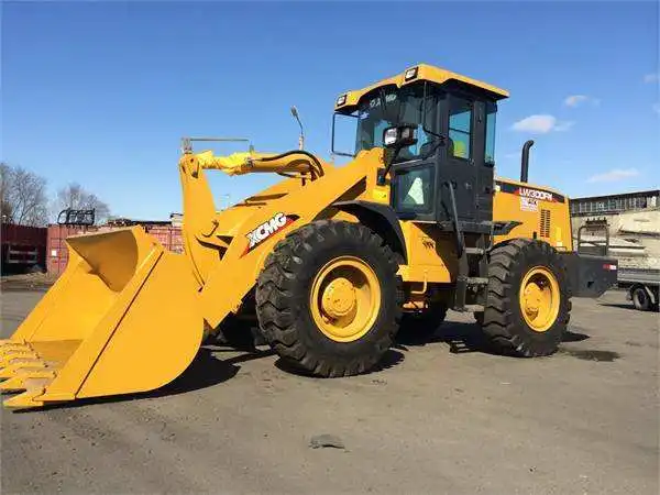 Best-selling High performance rated load 3ton popular Wheel Loader LW300FN made in china for sale