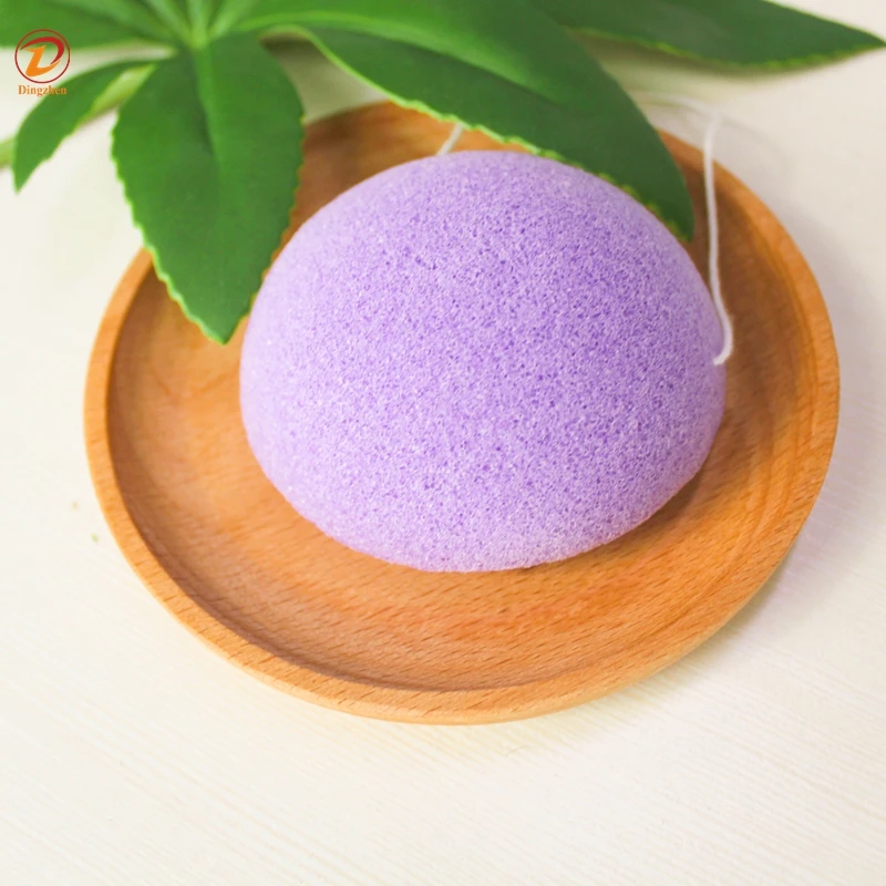 Wholesale Eco-Friendly Konjac Sponge for Body Face Activated Charcoal Exfoliating Facial 100% Natural Organic Konjac Sponge