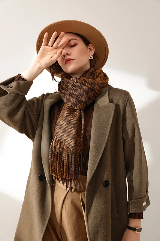 Manufacturer 2022 fashion Wholesale Shawls Pashmina Woman winter Scarf Fashion Scarf Cashmere Shawl Women