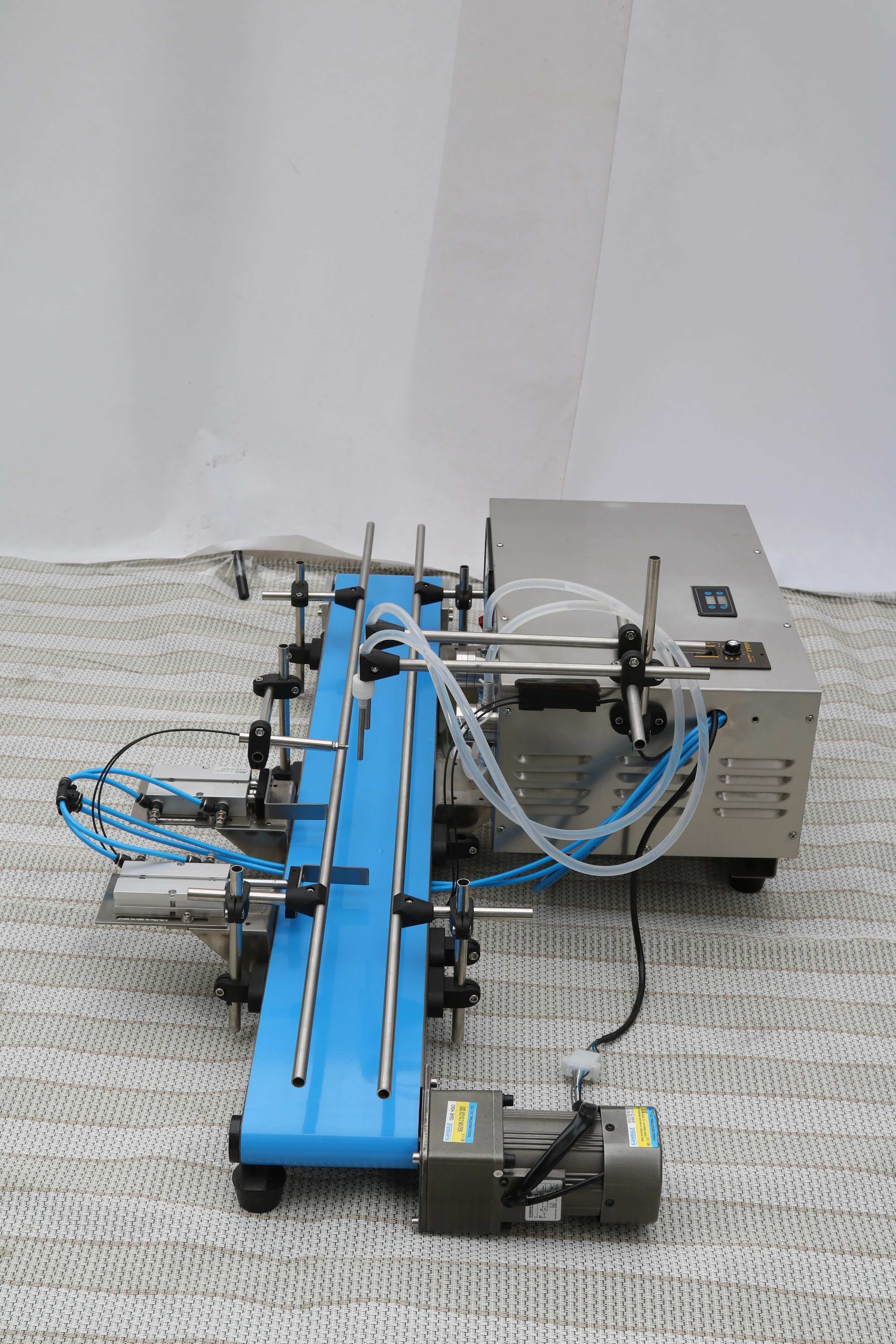 DOVOLL  full-automatic  Magnetic Pump Dropper Bottle Rotary anti-corrosion acid alkaline Liquid Filling  Machine Line