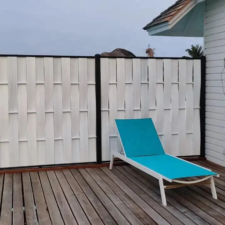 Деревянный пластиковый композитный забор по разумной цене, декоративный WPC садовый забор