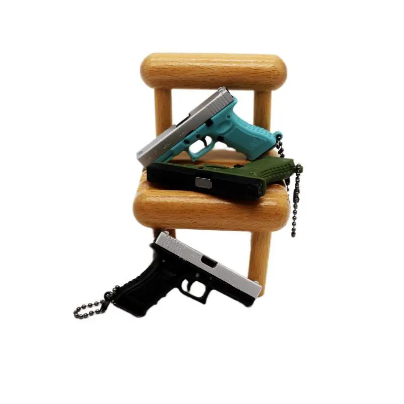 Оптовая продажа брелок для ключей из полусплава под заказ с трехмерным глоком игрушечный пистолет оружие 1911 мини-брызгалки