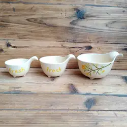 European style Hot Sale Personalized Handmade Ceramic Measuring Cup Set