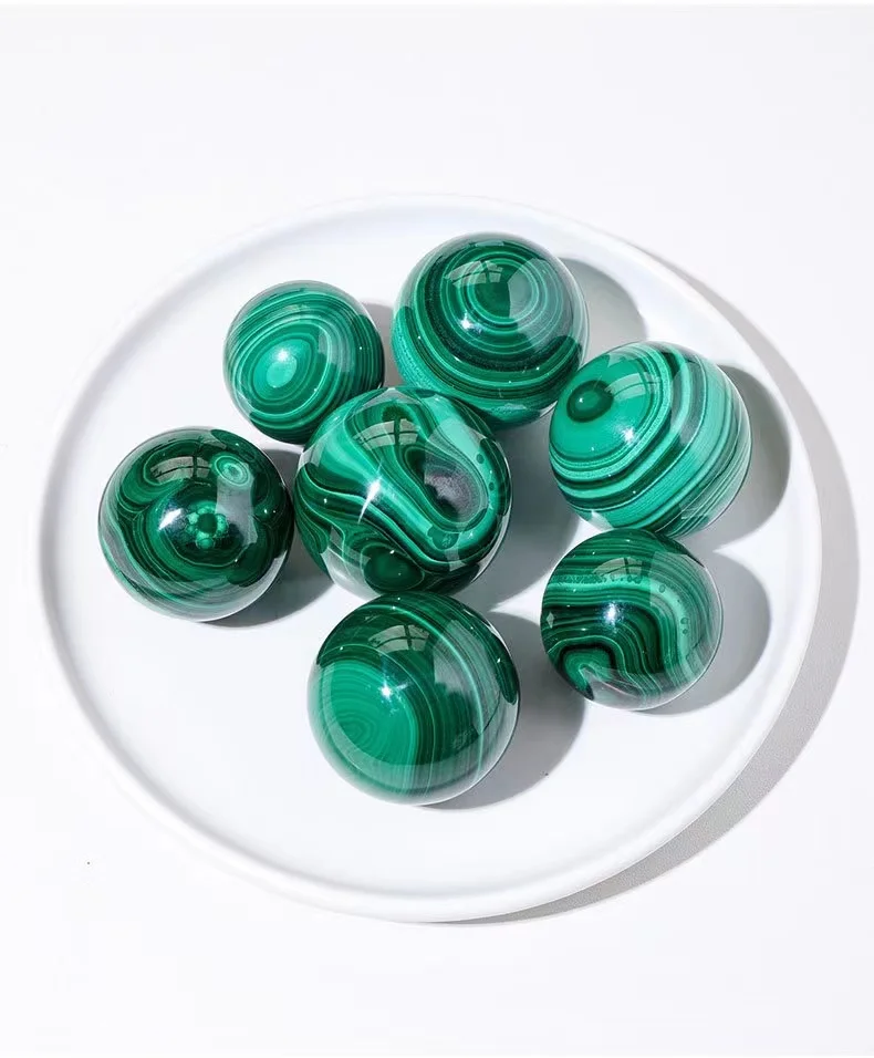 Natural crystal ball Malachite ball crystal raw ore grinding and polishing home table decoration wind water ball ornaments