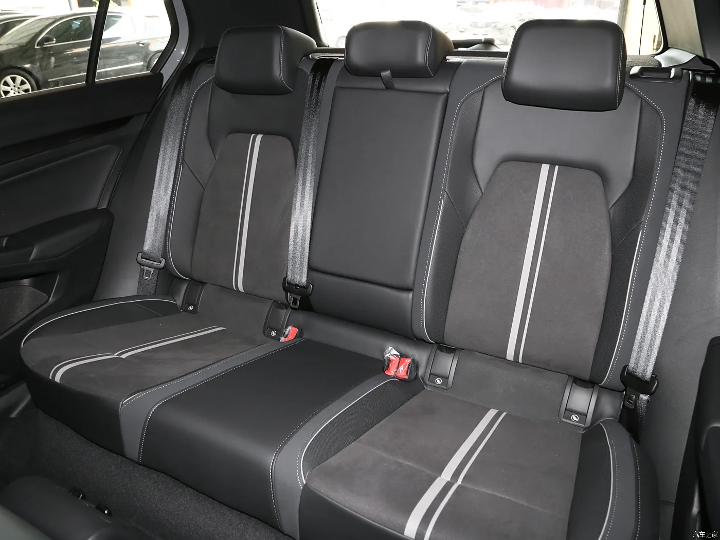 2024 Hot Sale New Petrol Car Volks-wagen VW Golf High Speed 200km/h 1.4T 5 Seats Compact Sedan