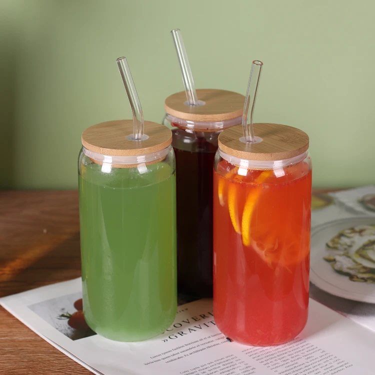 Wholesale High Borosilicate beer glass can cup with bamboo lid and straw