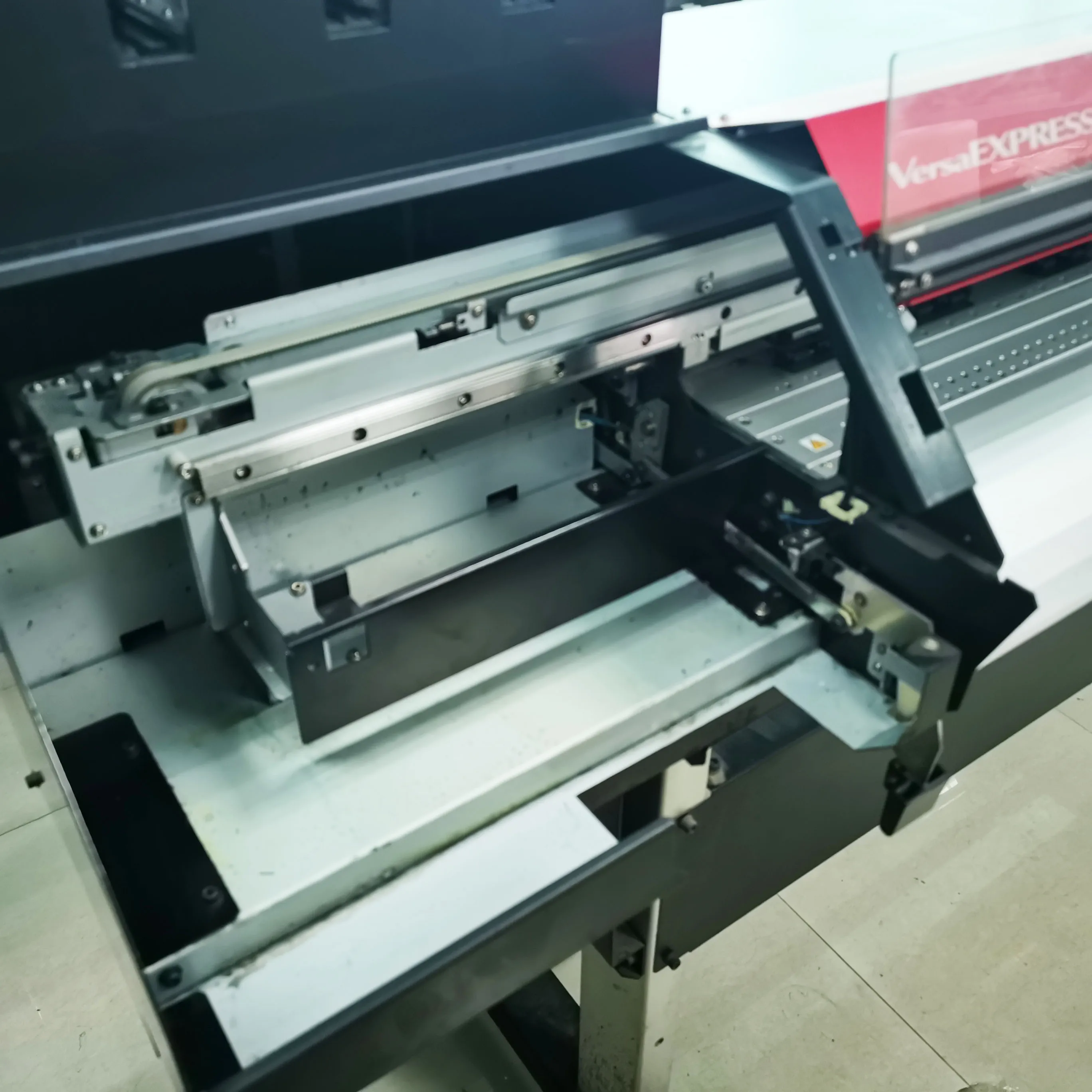 1615 mm Print Dimension Second Hand Roland RF640 Eco Solvent Ink jet Printer For Cloth Printing