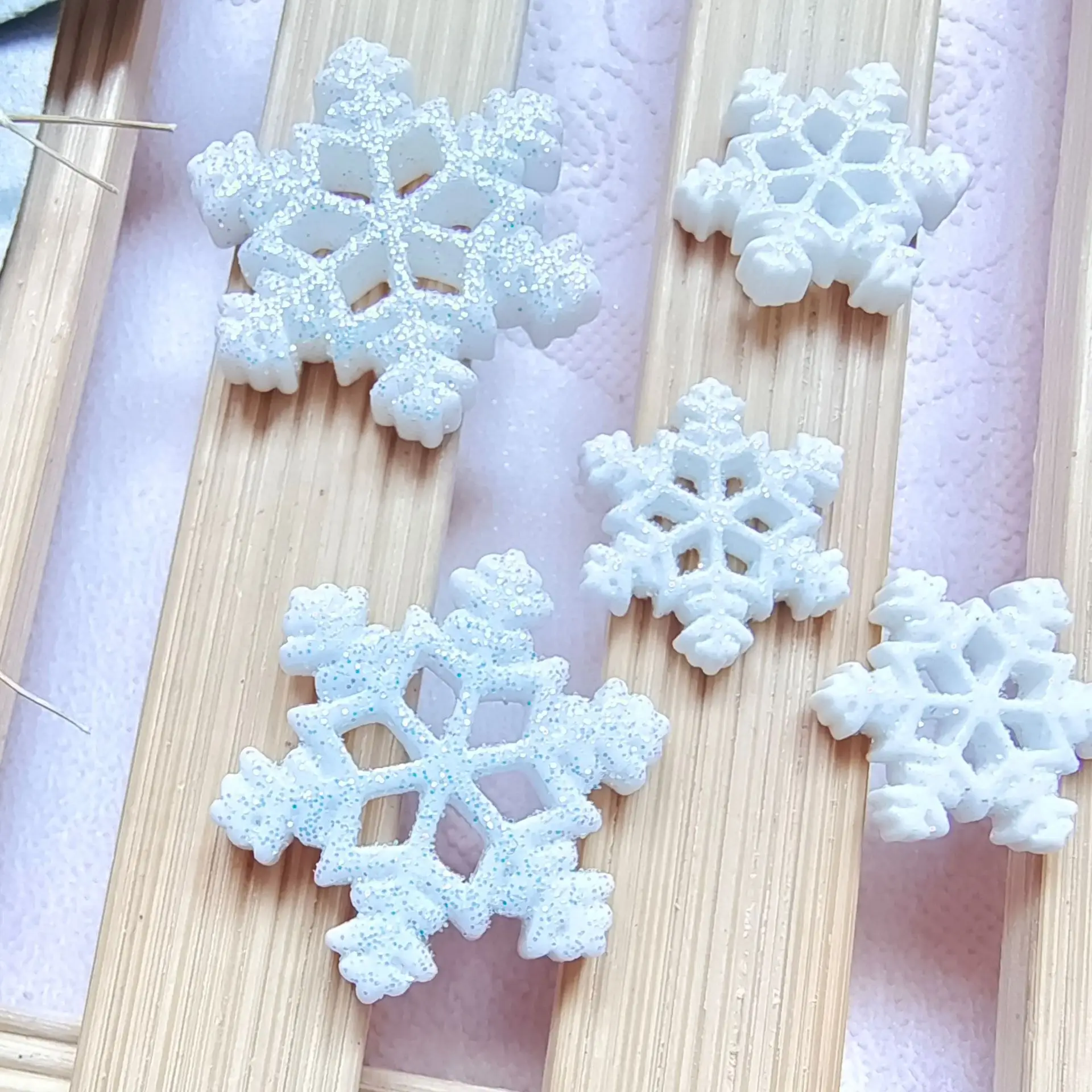 Декоративные милые Diy пластыри Mini Kawaii имитация кабошонов рождественская елка колокольчик Санта-Клаус подвески из смолы с плоским