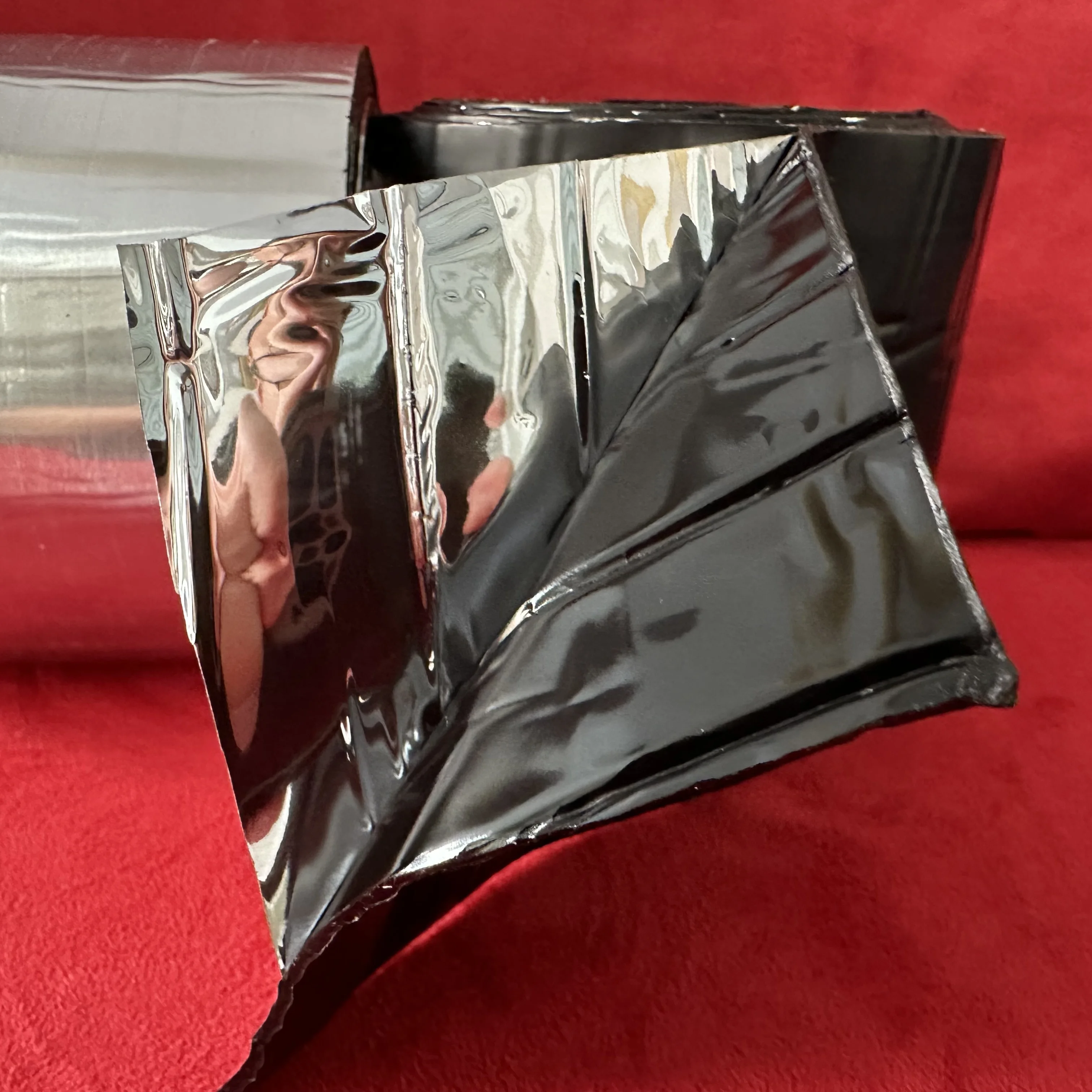 Hot sale Black PE film 1.5mmx10cmx5m butyl rubber membrane for Wooden houses basements metal roofs cement structure walls