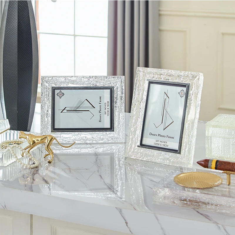 European creative modern light luxury crystal paper towel tray living room coffee table dining table practical tissue holder box