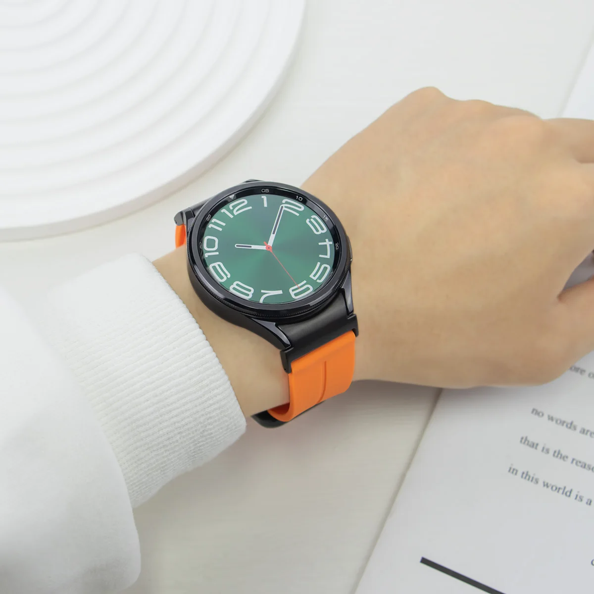 Quick Release Silicone Straps for Samsung Galaxy 6 5 4 Magnetic Folding Buckle Silicone Watch Bands for Classic 47mm 43mm 40mm