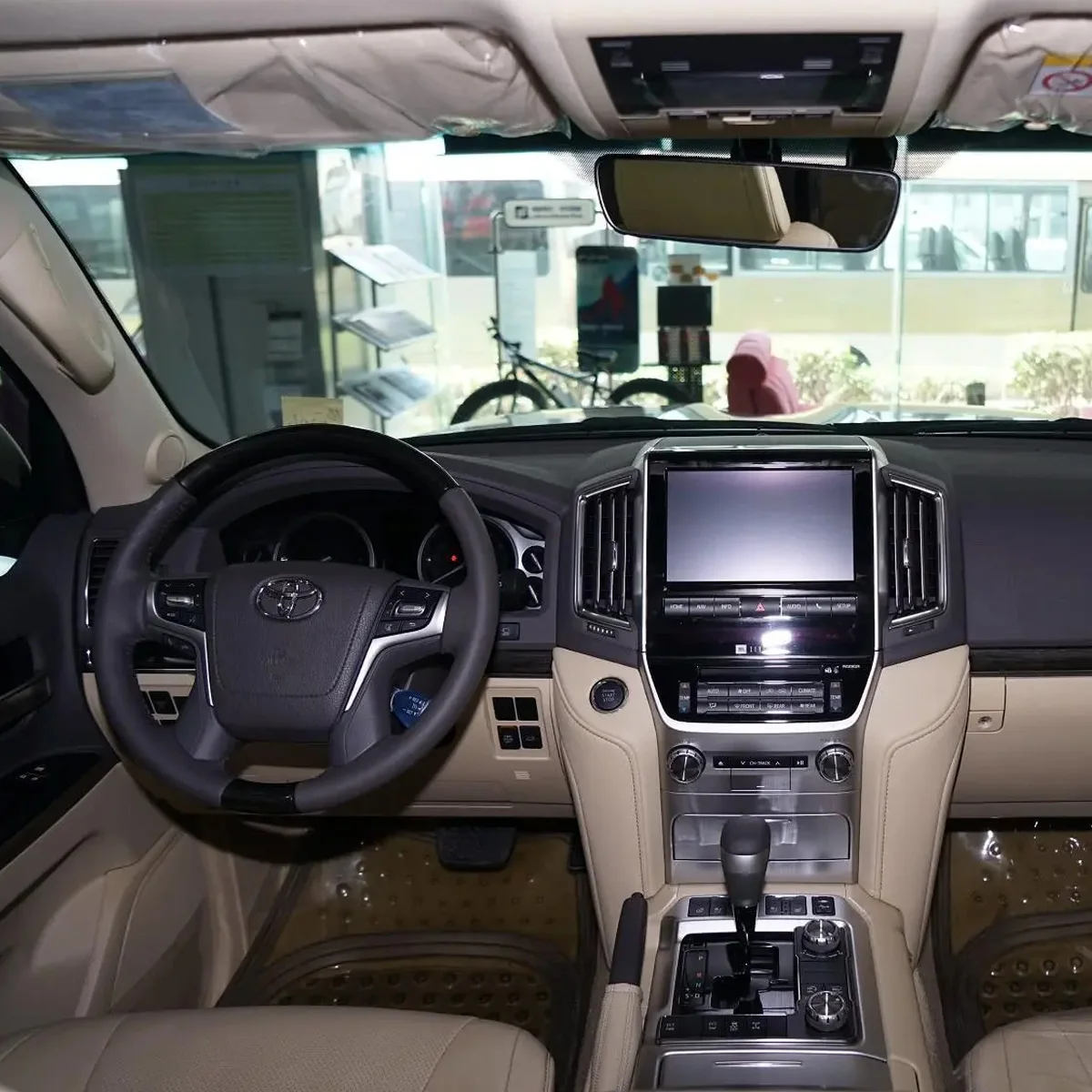 Подержанные автомобили подлинный автомобиль TOYOTA LAND CRUISER 300 серии лучший дилер оптовая продажа/довольно VX V6 4.0L использованный для продажи Оригинальный S