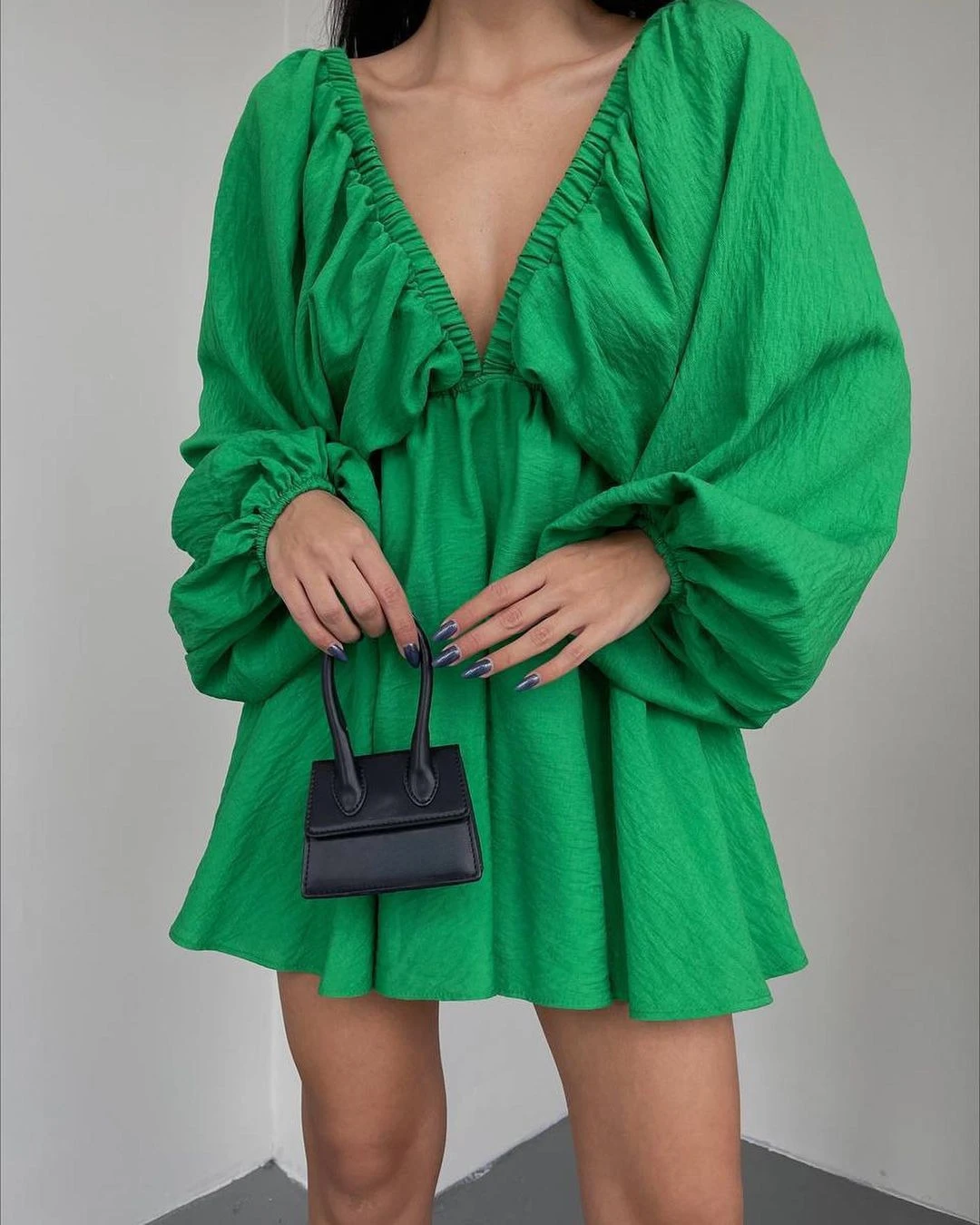 ZOYIAME New Deep V Neck Mini Dress Sexy Clubwear Puff Long Sleeves Solid Color Plunge Neck Dress Open Back Summer Dresses 2023