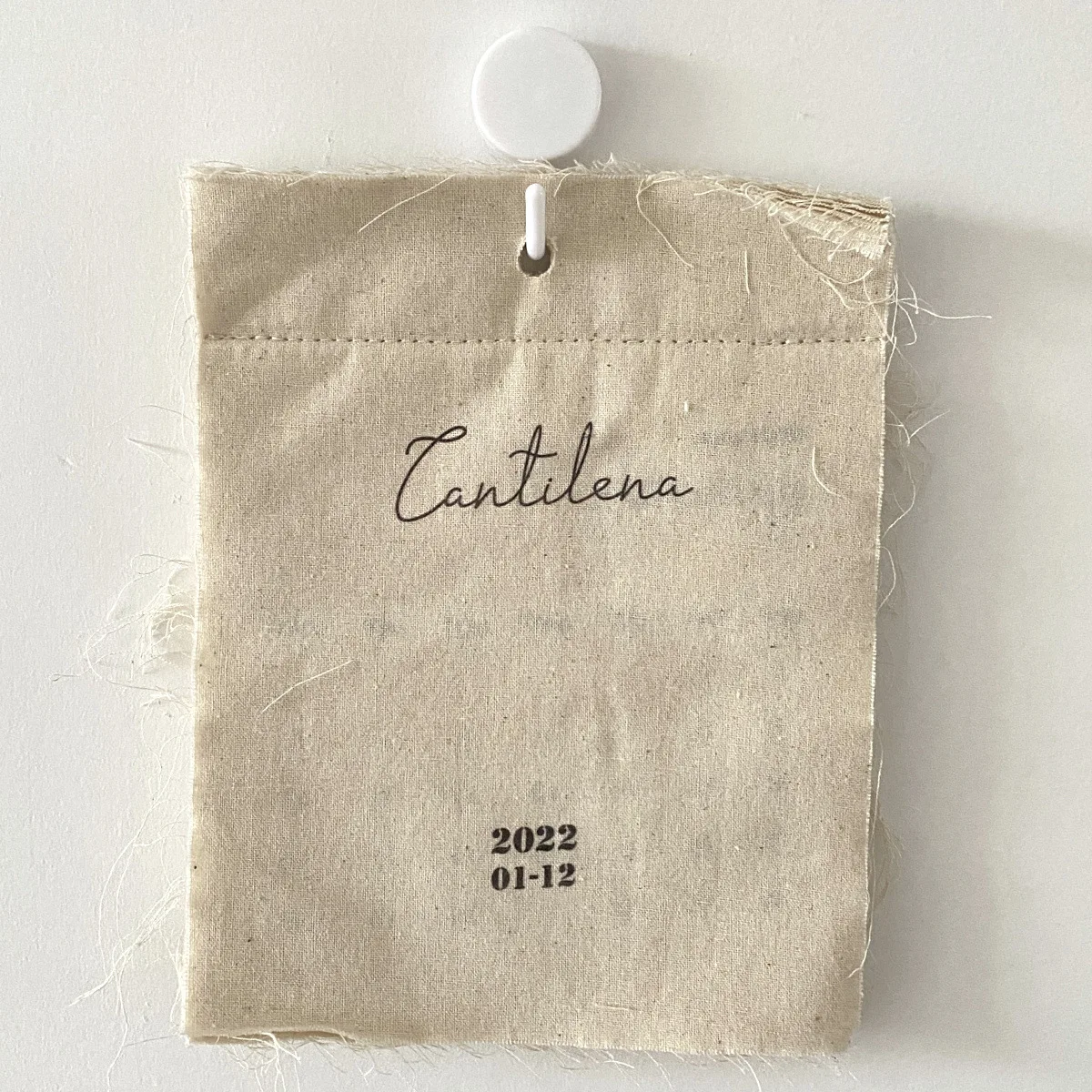 2022 12 Months New Design Korea Style Fabric Wall Calendar For Home