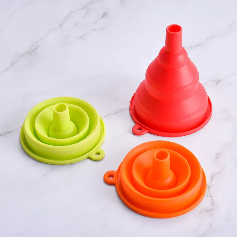 Food Grade Silicone Folding Funnel Kitchen Accessories Gadget Silicone Collapsible Funnel for Liquid Powder Transfer
