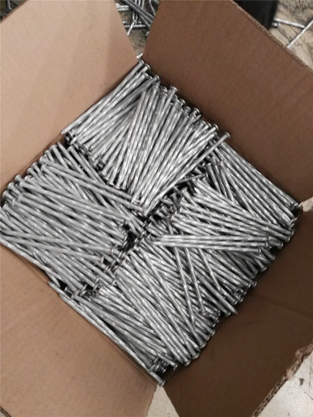 Hot dip galvanized 3 4  5 6  7  8 9 10 11 12 inch spiral spike nails real factory low price