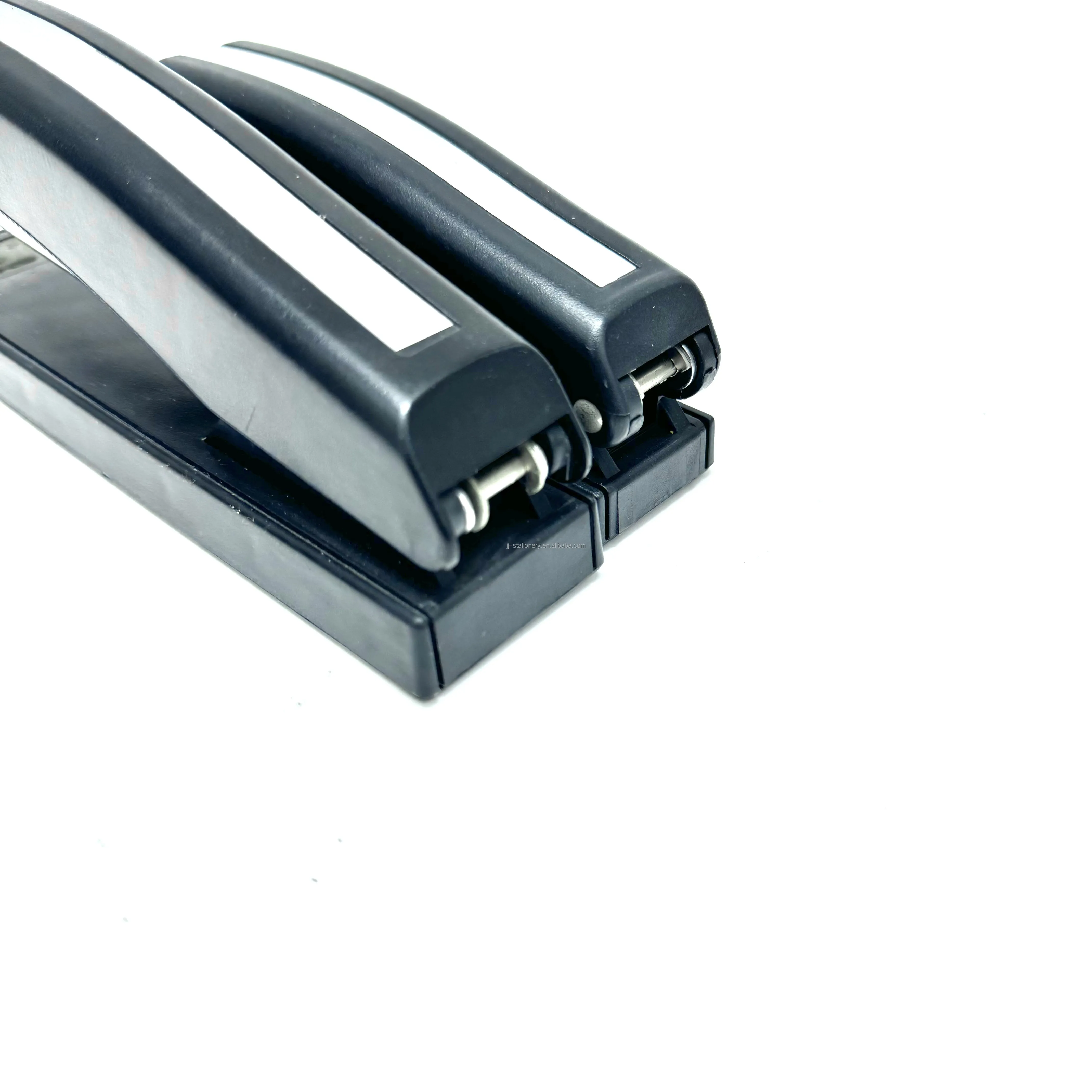 Wholesale Office Desktop Manual Stapler Machine 24/6 Pin Stapler For Paper Binding