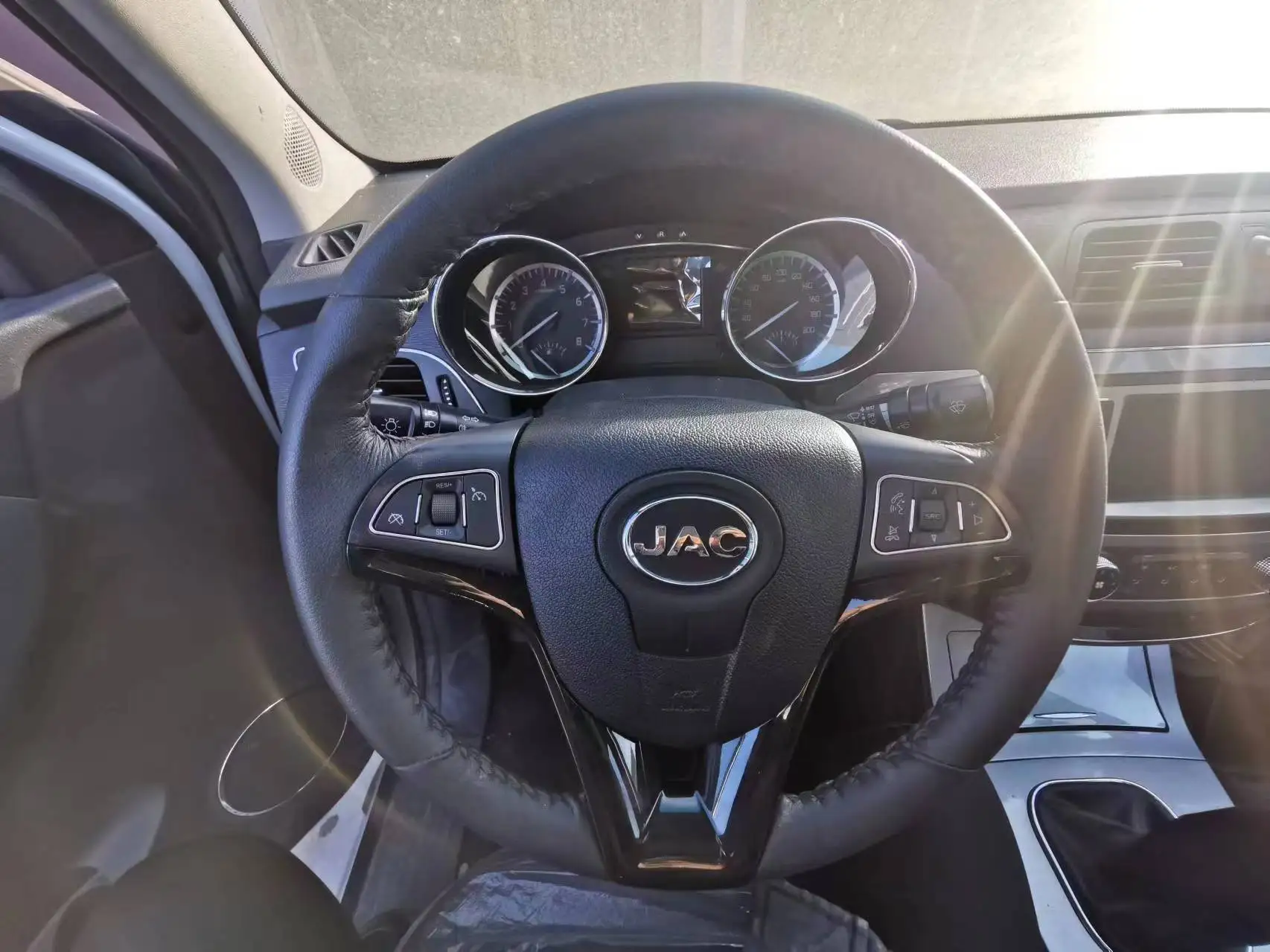 JAC T6 4*4 Euro6 pickup truck on sale With Good Price