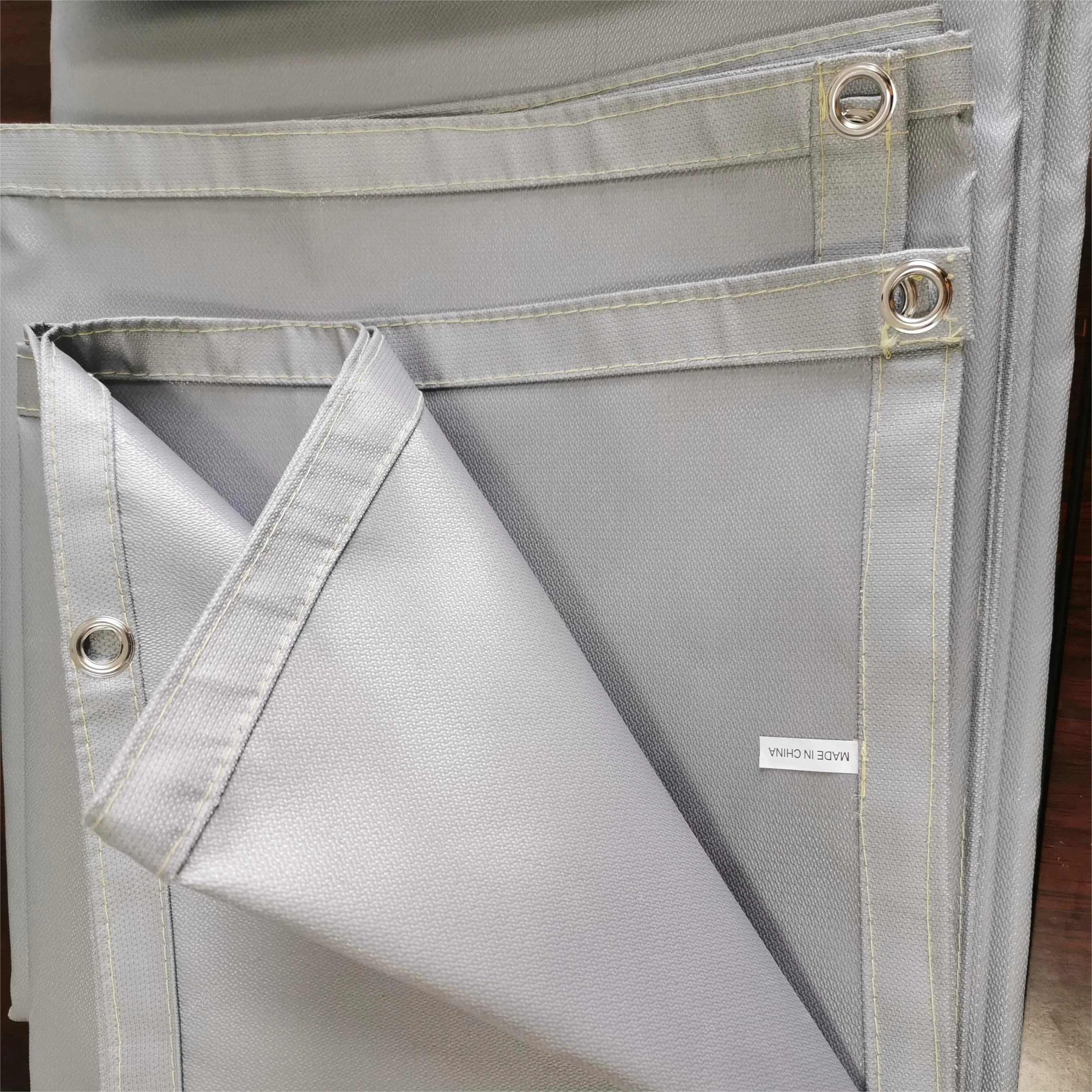 Fire Retardant Welding Blanket Silicone Coated Fiberglass Fire blanket 3m*3m