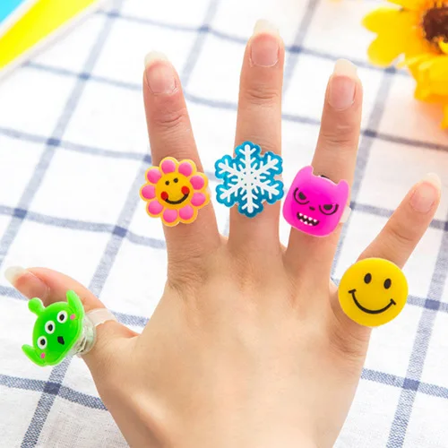 Wholesale High Quality Colorful Plastic Ring Cute Led Glowing Finger Girl Glow Toy For Gifts