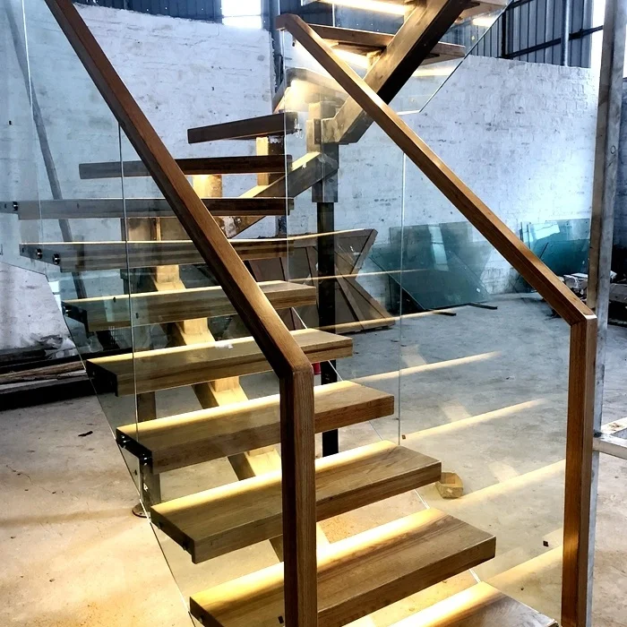 VIKO 2023 New Design Wood Tread Mono Stringer Staircase With LED Lights